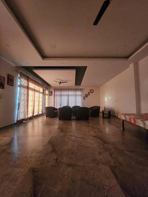 Shanti Niwas Varanasi